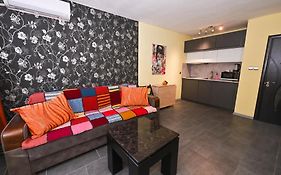 Eli Apartment